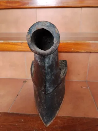 Plancha de carbón antigua