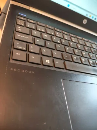 HP Probook 450 G5 i5, 8GB, SSD m2 240 GB