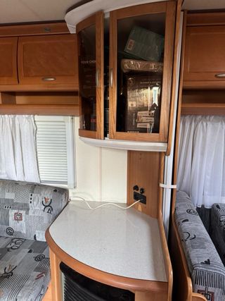 Caravana hobby prestige