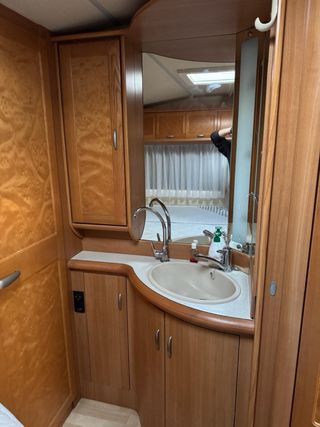 Caravana hobby prestige