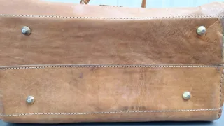 Maletín de viaje marroquí de cuero