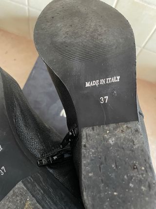 Stivali neri in pelle