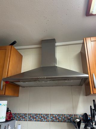 Cocina Muebles Madera y Encimera