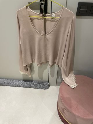 Blusa boho beige manga acampanada