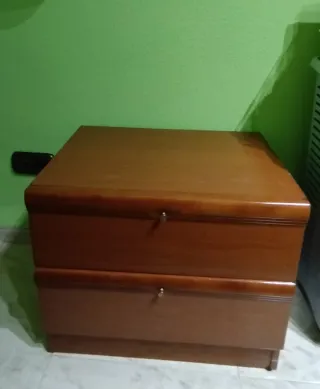 Cabecero,canapé,colchón 105, mesilla y cómoda