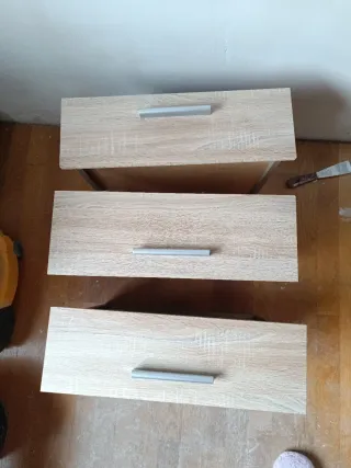 URGE Armario 3 puertas y 3 cajones color roble