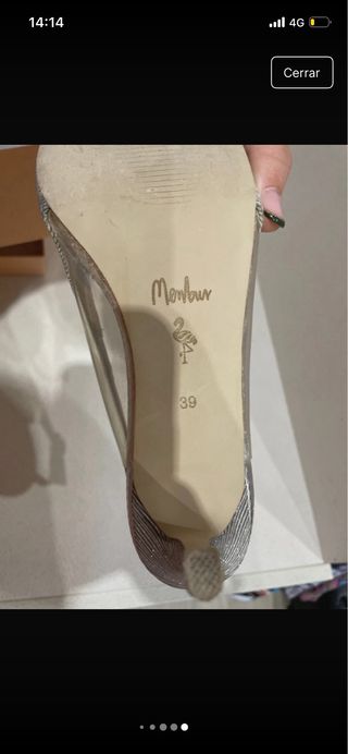 Zapatos de tacón plateados MENBUR