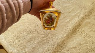 Juego café antiguo de porcelana con baño oro