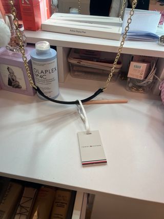 Bolso Tommy Hilfiger Negro Cadena Dorada