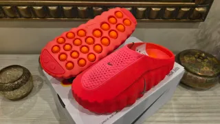 Nike Mind 001 Slide Solar Red Talla 42