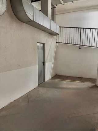 Plaza de garaje doble con trastero