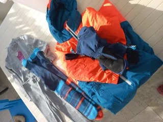 Abbigliamento sci 2/3 anni