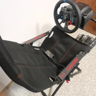 Logitech G29 +  Playseat Challenge