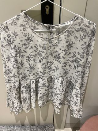 Blusa boho estampada con alguna pequeña lentejuela