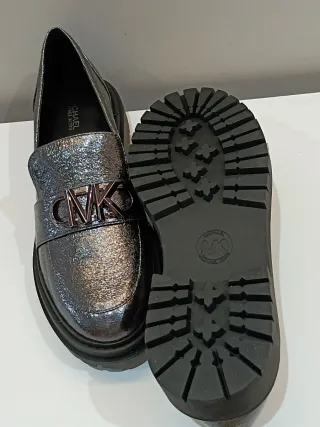 Mocasines Michael Kors Plateados