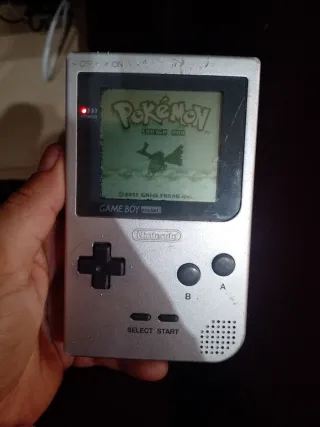 Nintendo Game Boy Pocket Pokémon Oro