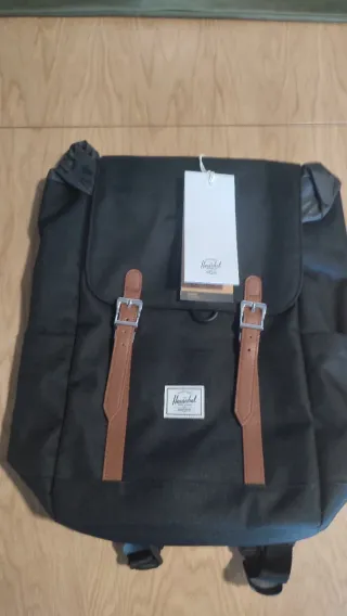 Mochila Herschel Negra Nueva