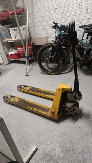 Transpaleta Manual 2000kg