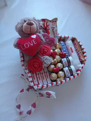 Caja regalo San Valentín: peluche, foto y llaveros