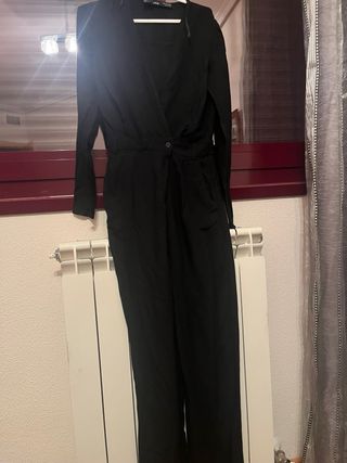 Mono negro Bershka talla S