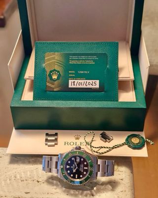 Rolex Submariner Starbuks 126610LV 2025
