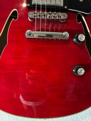 Guitarra Harley Benton 335 Cherry