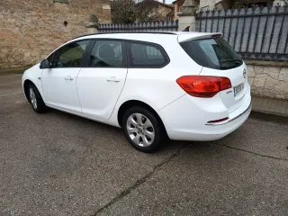 Opel Astra 2015