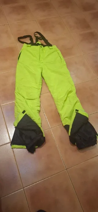 Pantalón de esquí verde neón con tirantes