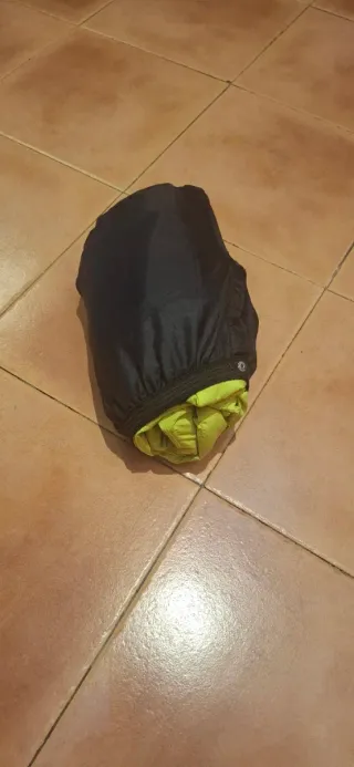 Pantalón de esquí verde neón con tirantes