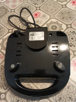 Sandwichera SilverCrest negra