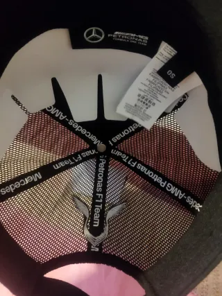 Gorra Mercedes AMG F1 Petronas 44