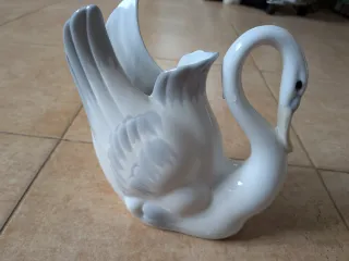 Jarrón Cisne Porcelana Blanco y Gris