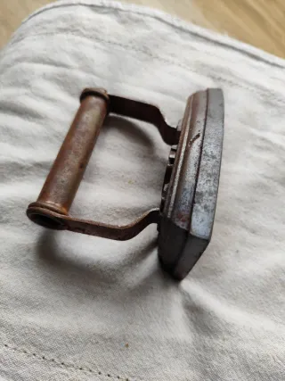 Plancha antigua de hierro