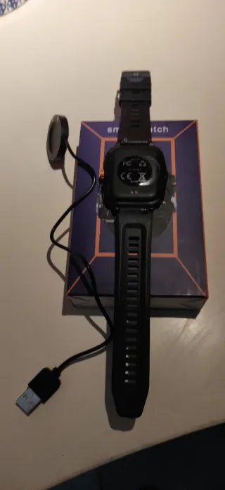 Smartwatch Nero Caricabatterie Incluso