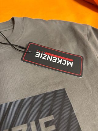 Camiseta McKenzie Gris