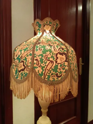 Lámpara de pie mármol y tela