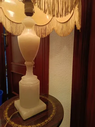 Lámpara de pie mármol y tela