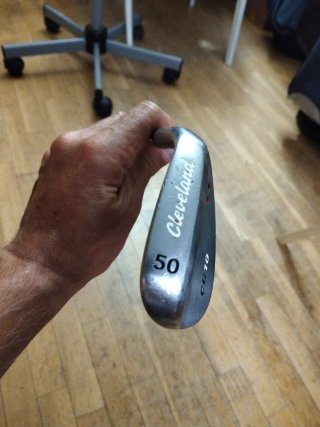 Gap wedge Aproach Cleveland CG10 50°