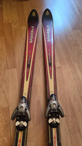Esquís Volkl 180cm Fijaciones Salomon S8