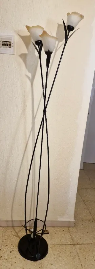 Lámpara de pie floral cristal y metal