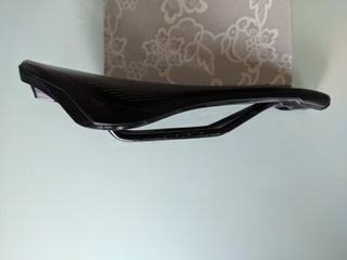 Sillín Specialized Phenom Comp 143mm