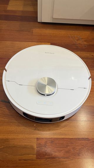 Robot aspirador friega aspira base automática