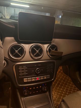 Mercedes-Benz GLA 200D 2018