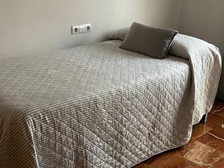 Cama nido tapizada 90x190 con colchones.