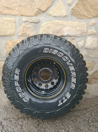 Llanta y Neumático Cooper Discoverer STT