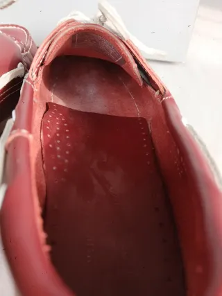 Zapatos náuticos Sebago rojos docksides