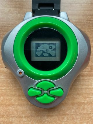 Digivice Verde y Plateado
