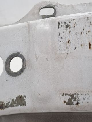 REFUERZO PARAGOLPES DELANTERO TOYOTA YARIS (3)