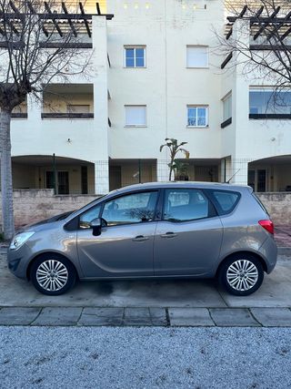 Opel Meriva 2013