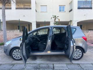 Opel Meriva 2013